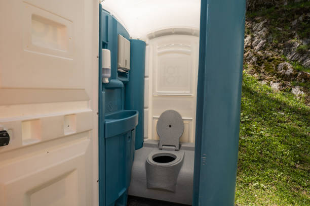 Portable Toilet Options We Offer in Excelsior, MN